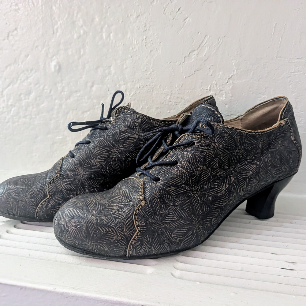 Rovers Floral Patterned Women's Heels